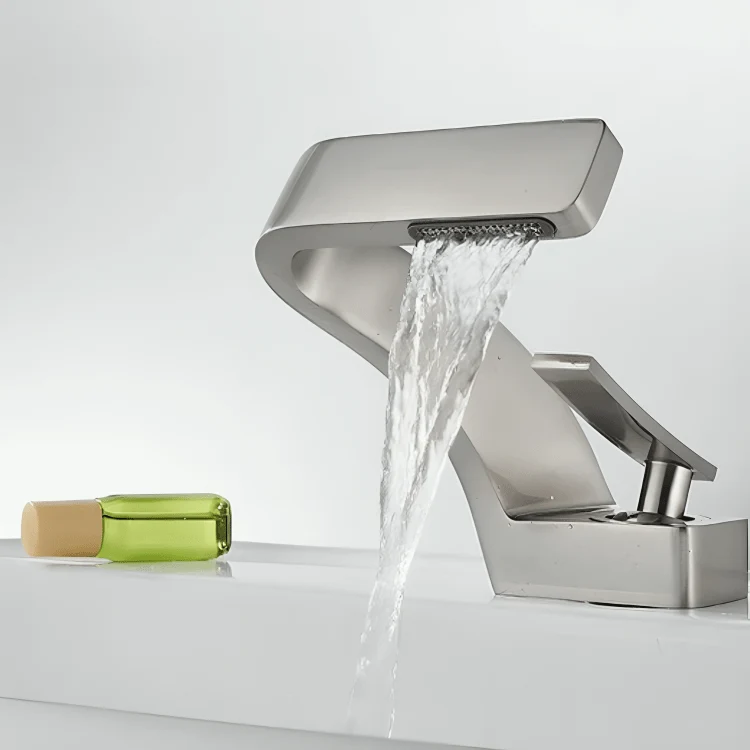 Mitigeur de lavabo cascade moderne en orange – Eau chaude et froide
