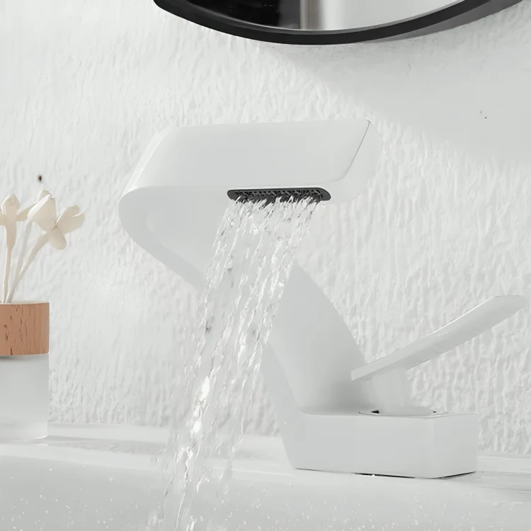 Mitigeur de lavabo cascade moderne en orange – Eau chaude et froide