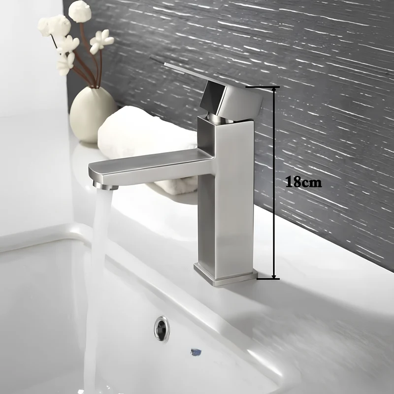 Robinet de lavabo en acier inoxydable brossé
