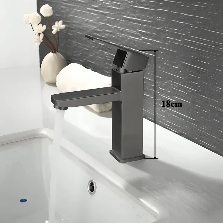 Robinet de lavabo en acier inoxydable brossé