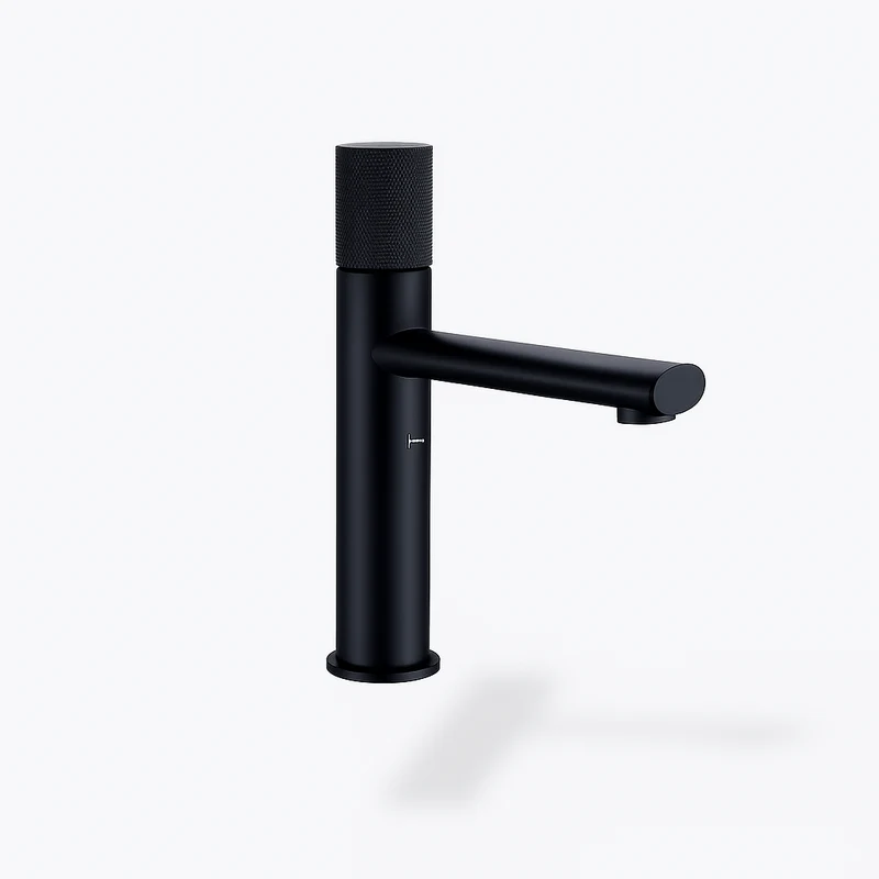 Robinet de lavabo moleté en laiton brossé – Mitigeur design or pour salle de bain moderne