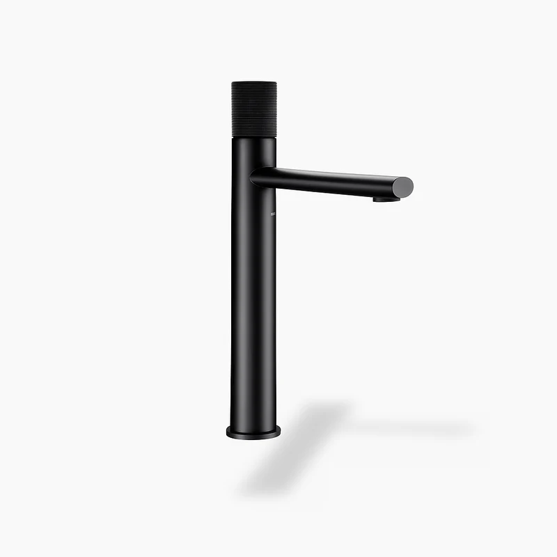 Robinet de lavabo moleté en laiton brossé – Mitigeur design or pour salle de bain moderne
