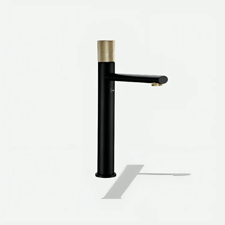 Robinet de lavabo moleté en laiton brossé – Mitigeur design or pour salle de bain moderne