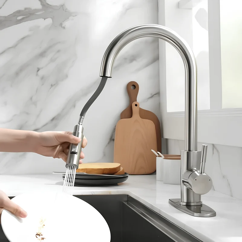 Robinet cuisine doré avec bec extractible – Design en laiton brossé