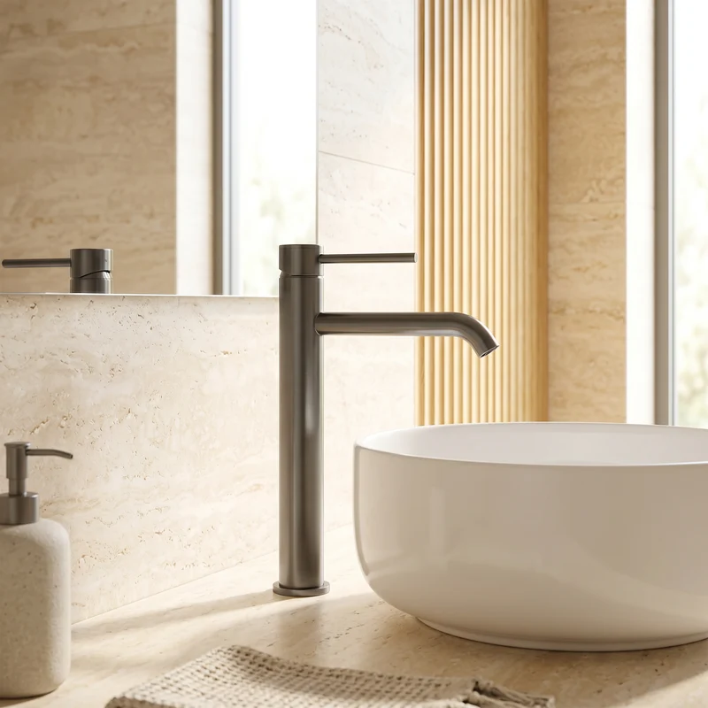 Mitigeur de salle de bain gris brossé