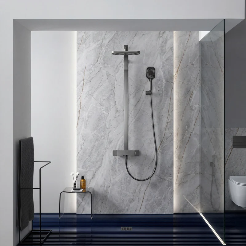 Colonne de douche et bain gris brossé