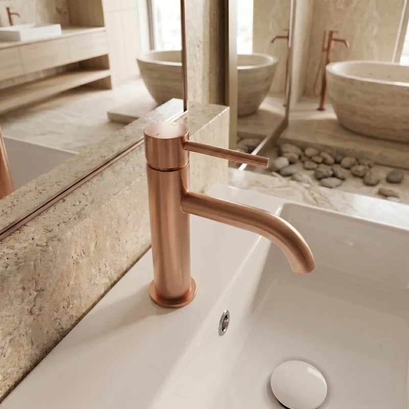 Mitigeur de lavabo or rose brossé