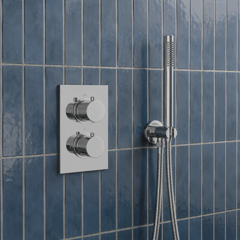 Colonne de douche thermostatique encastrée chromée