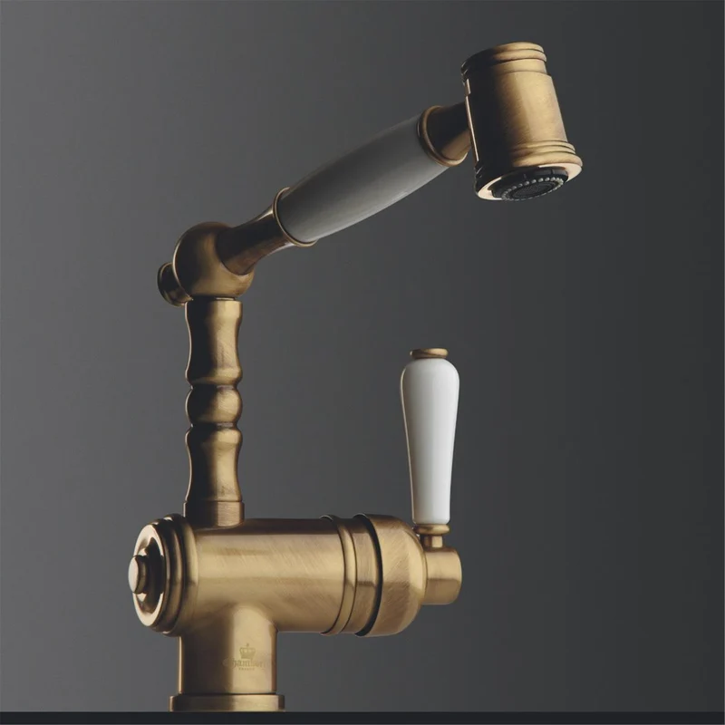 Robinet douchette vintage laiton vieux bronze Chambord ADELIN