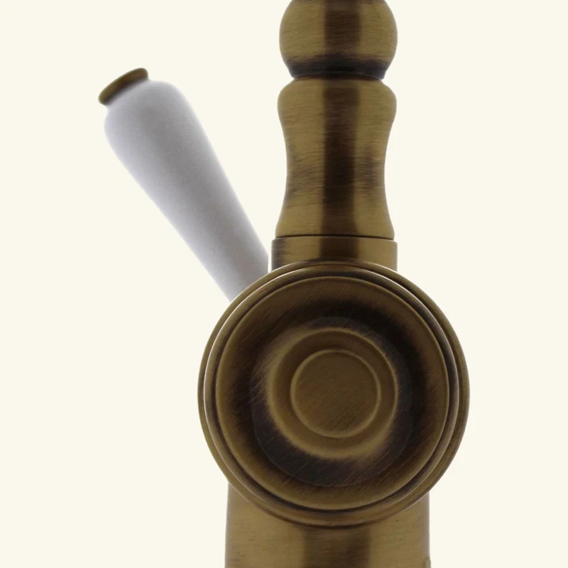 Robinet douchette vintage laiton vieux bronze Chambord ADELIN