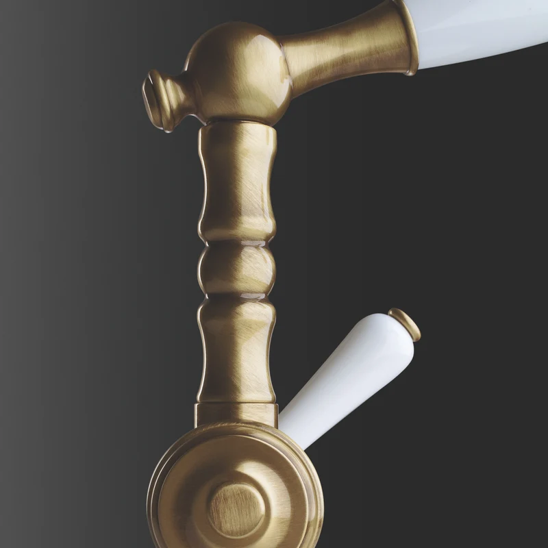 Robinet douchette vintage laiton vieux bronze Chambord ADELIN