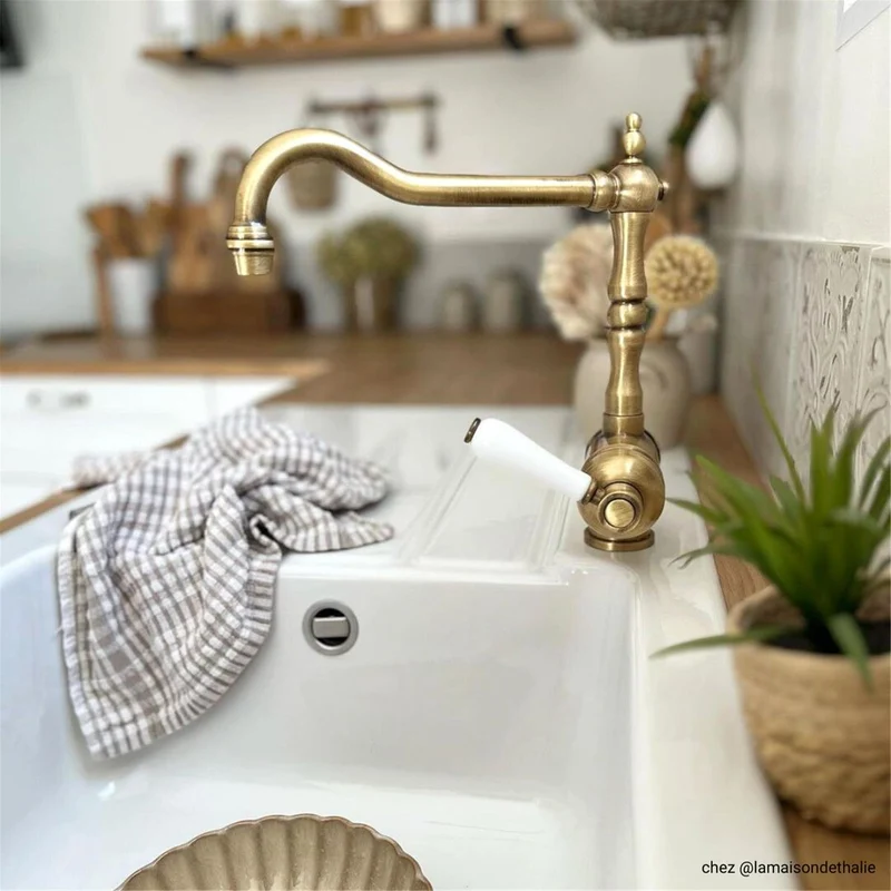 Robinet vintage laiton vieux bronze MARIUS