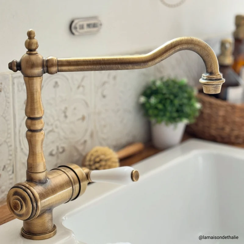 Robinet vintage laiton vieux bronze MARIUS