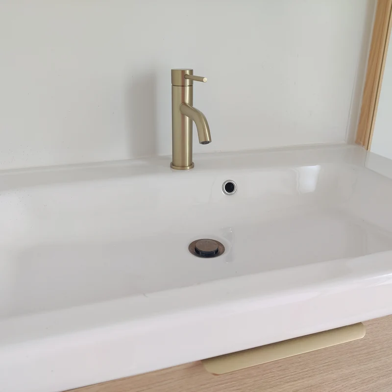 Mitigeur de salle de bain or brossé