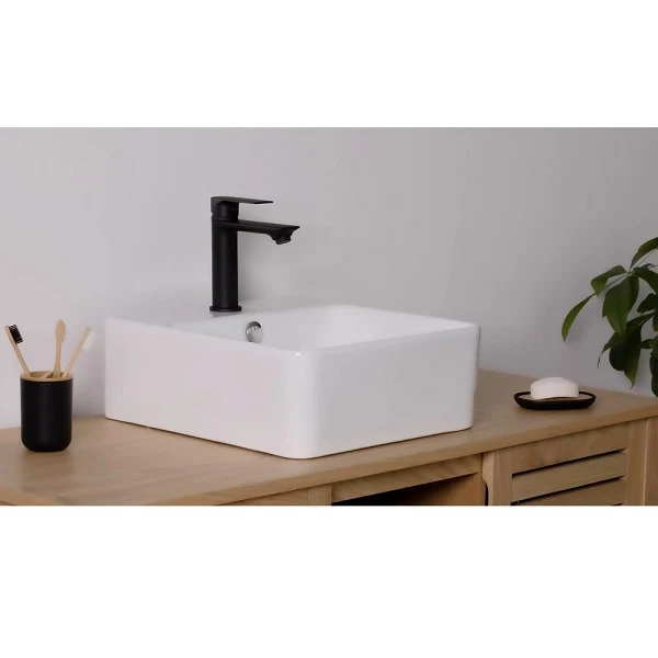 Mitigeur lavabo noir NYTIA