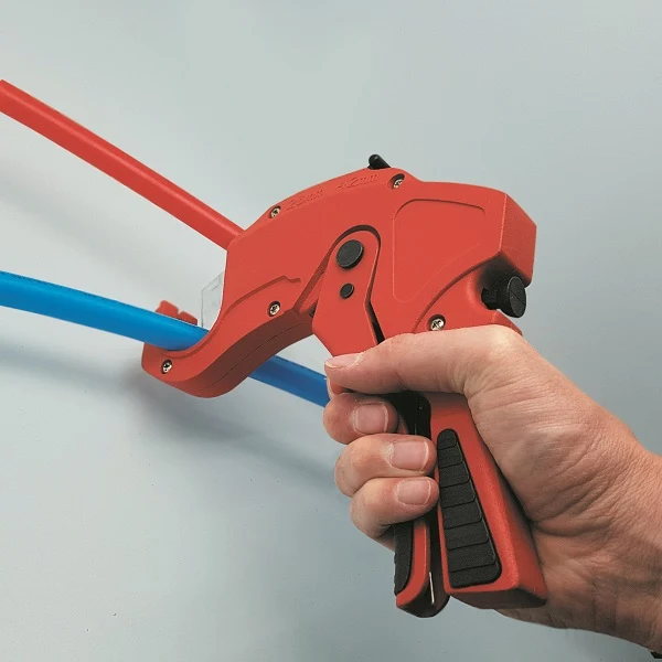 Pince coupe tube multimatière