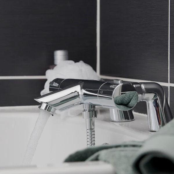 Mitigeur thermostatique NF de baignoire LINEATHERM