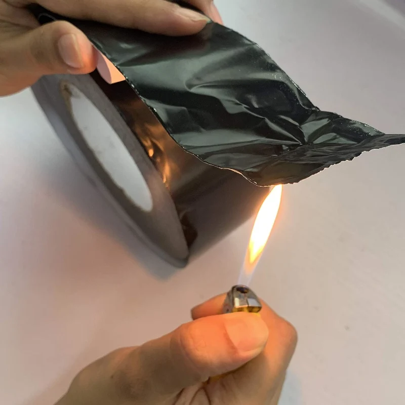 Ruban adhésif en aluminium noir haute température - 50 mètres