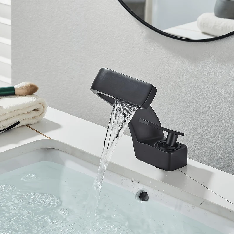 Mitigeur de lavabo cascade à large bec plat