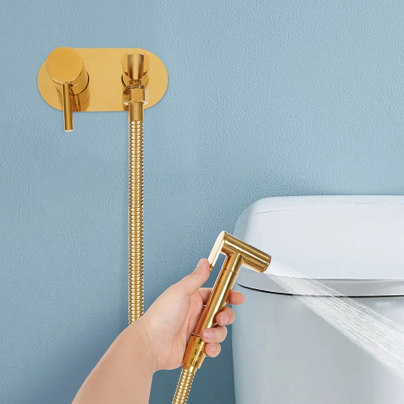 Douchette hygiénique WC dorée avec mitigeur mural encastré