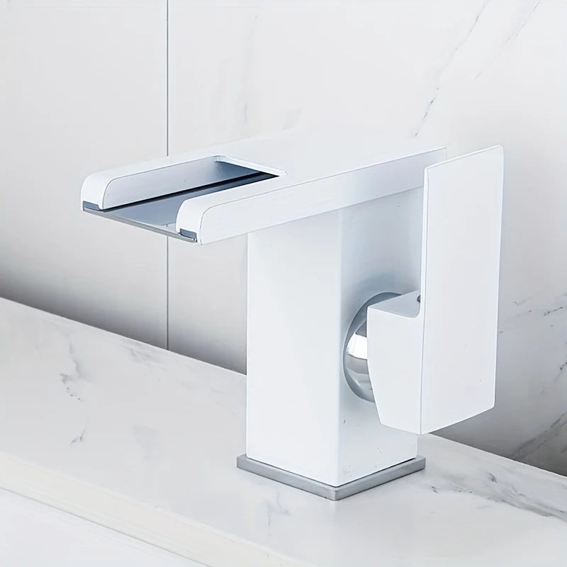 Mitigeur de lavabo cascade au corps en U ajouré