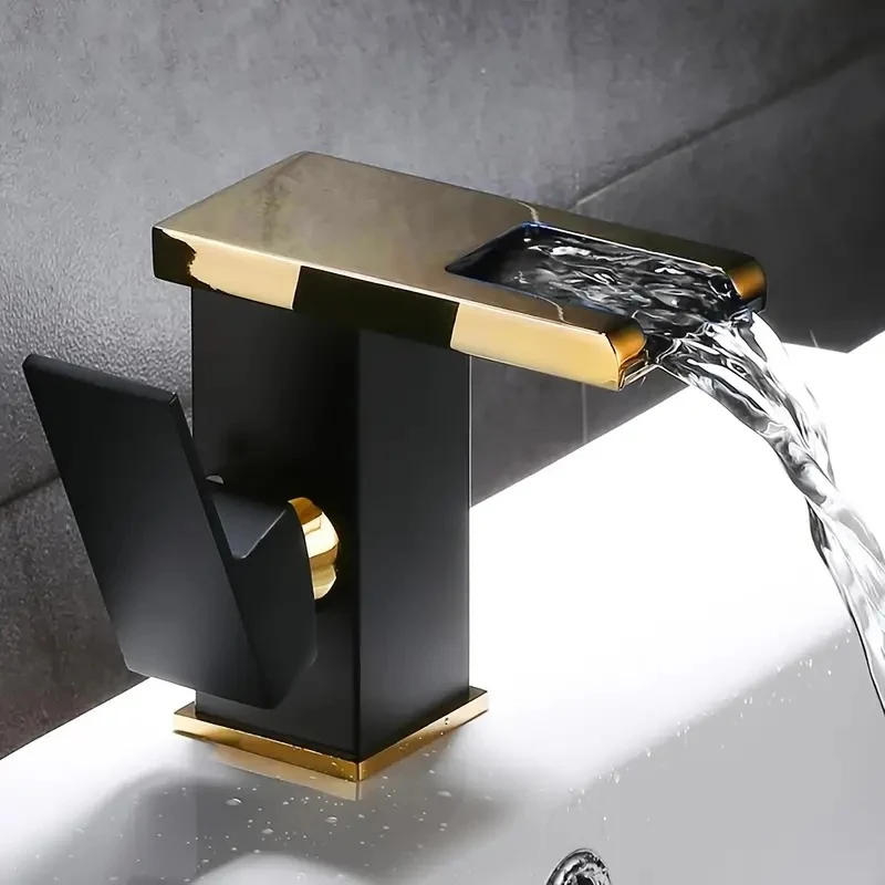 Mitigeur de lavabo cascade au corps en U ajouré