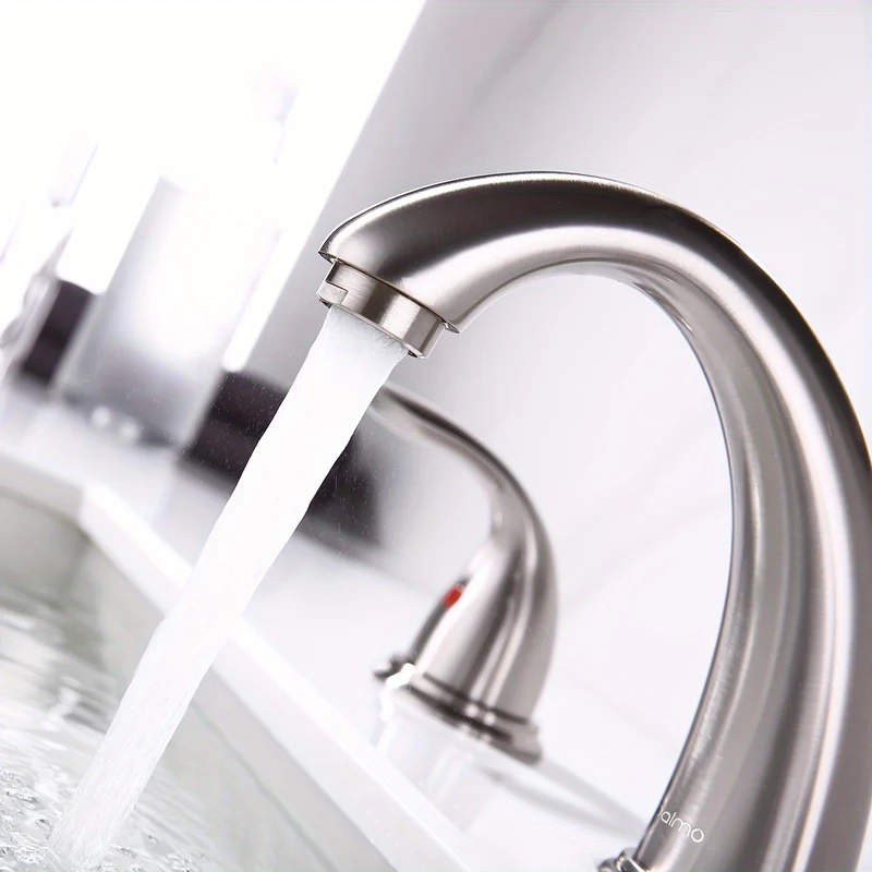 Robinet de lavabo trois trous en nickel brossé à deux poignées
