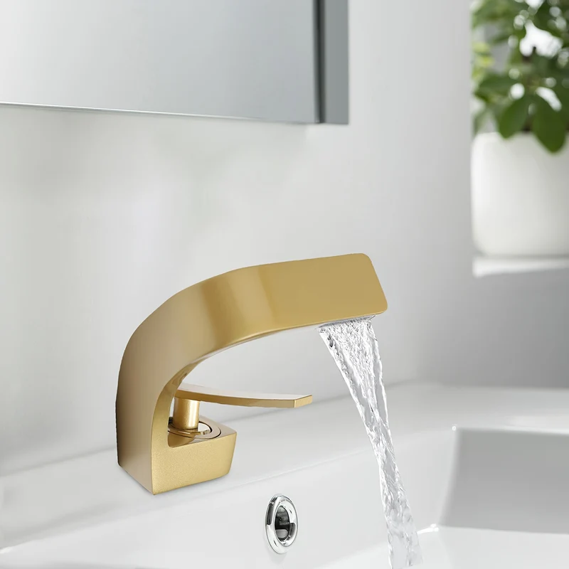Mitigeur de lavabo cascade doré au bec en Z