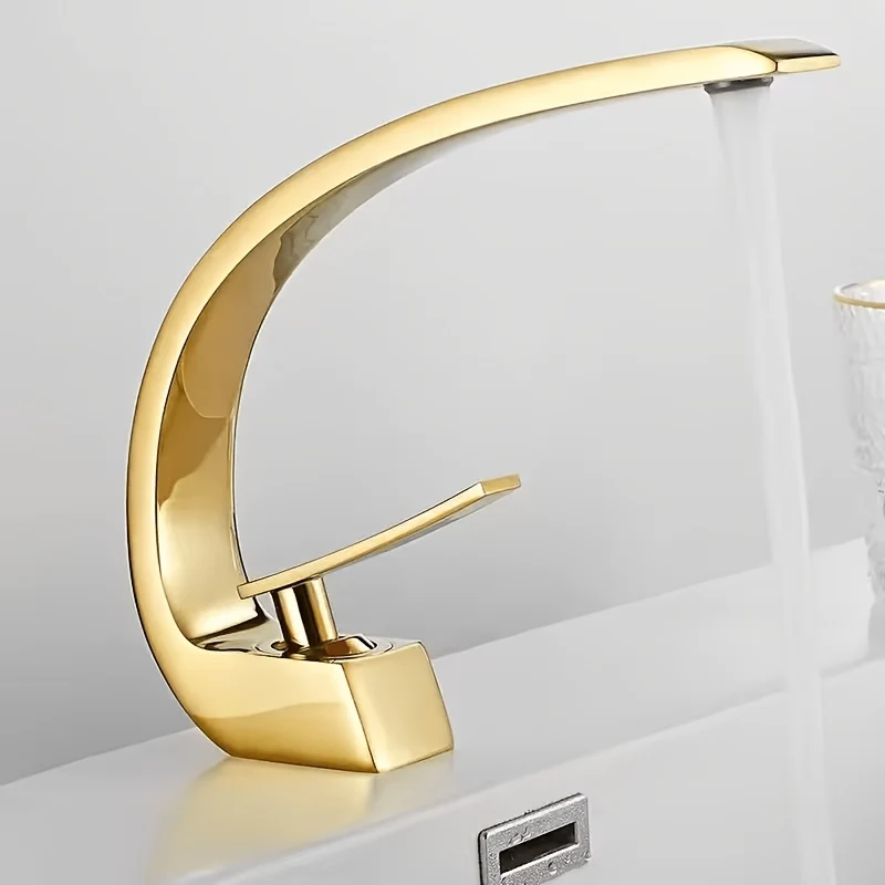 Mitigeur de lavabo cascade doré en arc avec flexibles fournis