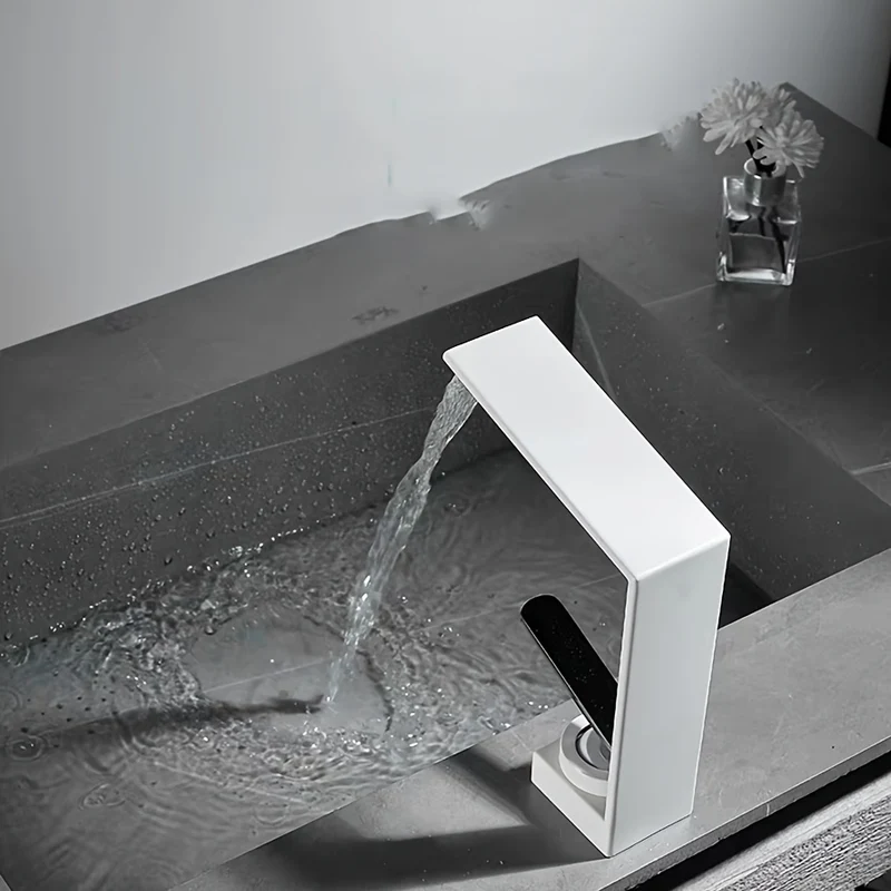 Mitigeur de lavabo cascade au bec en L, blanc ou gris anthracite