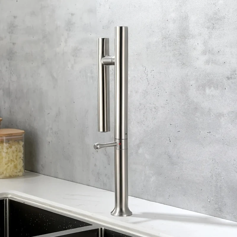 Mitigeur de lavabo haut au bec fin pivotant 360°