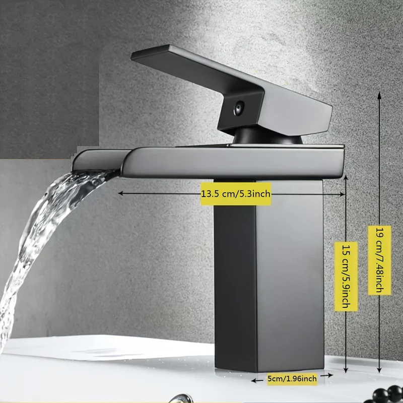 Mitigeur de lavabo cascade carré, chromé ou noir vieilli