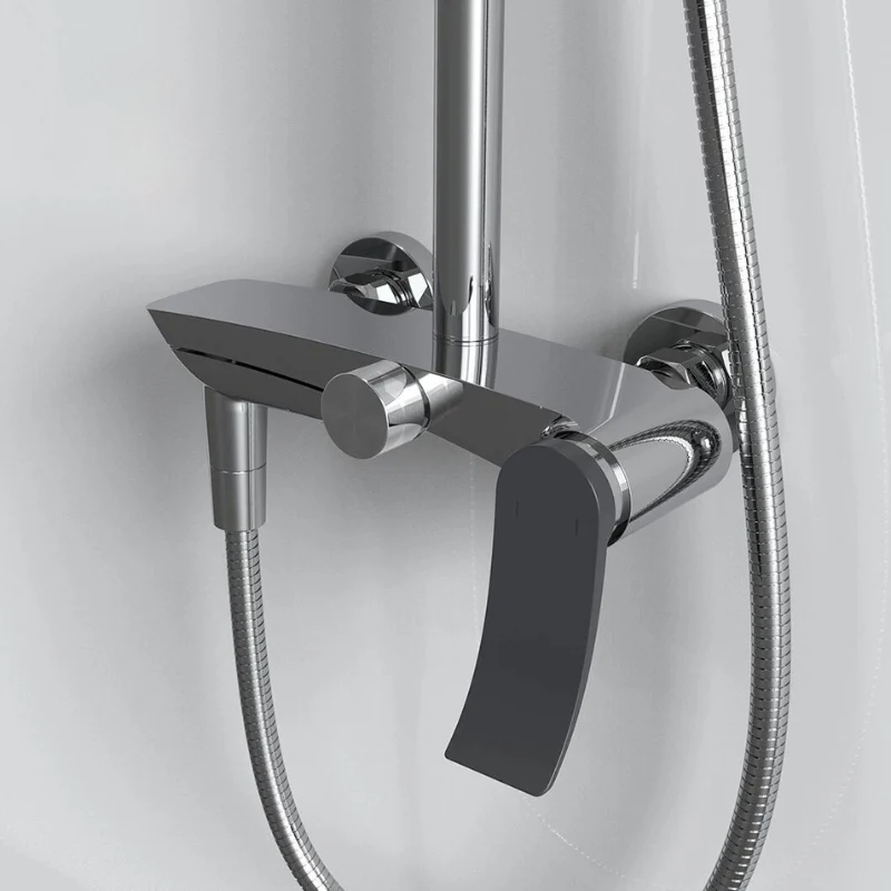 Colonne de douche design pour baignoire