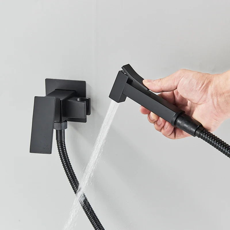 Douchette WC hygiénique murale noire avec mitigeur et support intégré