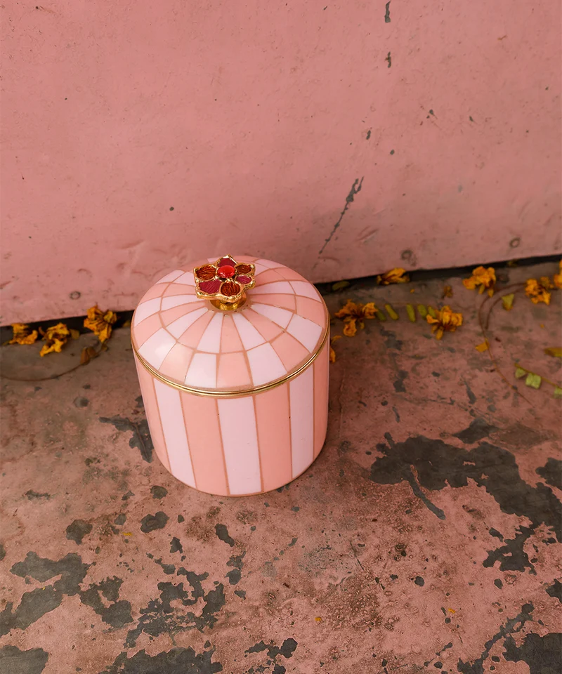 Cameron pink krukke i messing – Doing Goods