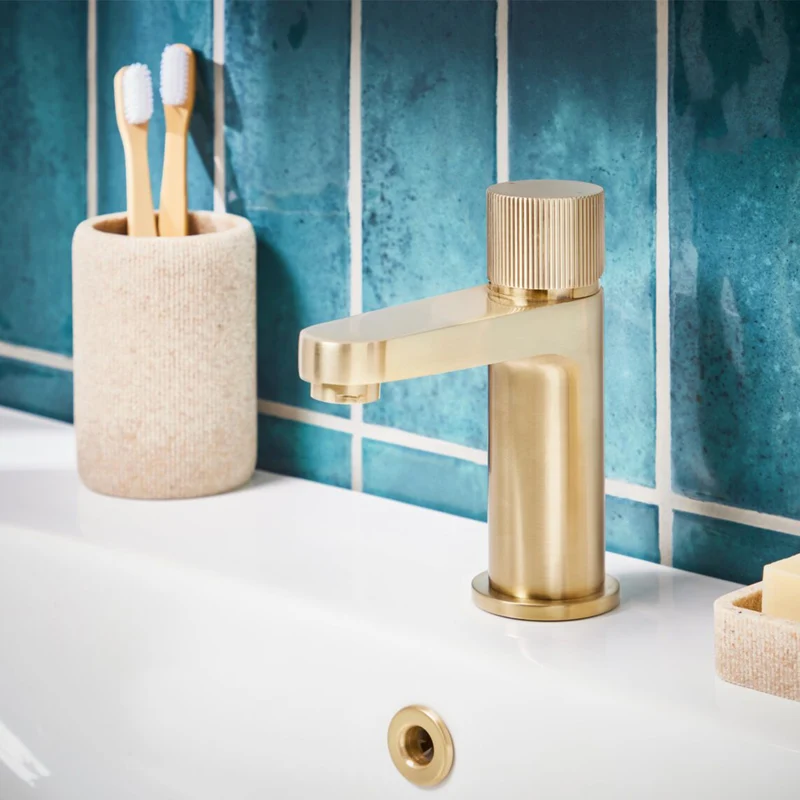 Flauto Basin Mixer - Brushed Brass