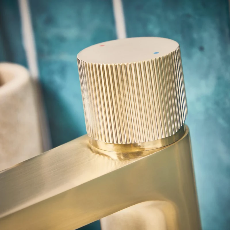 Flauto Basin Mixer - Brushed Brass