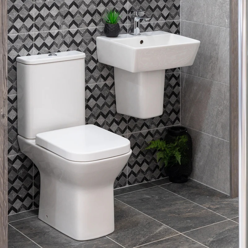 Linea Easy Plumb Close Coupled Toilet with Cyclone Flush & Soft Close Seat