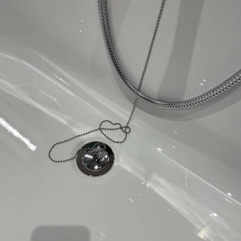 Eliseo Ricci Plug and Chain Retainer Bath Waste