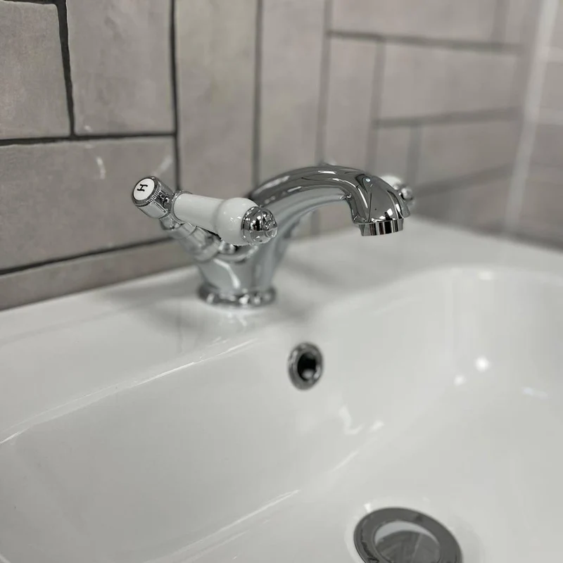 Eliseo Ricci Newbury Basin Mixer - White Handles