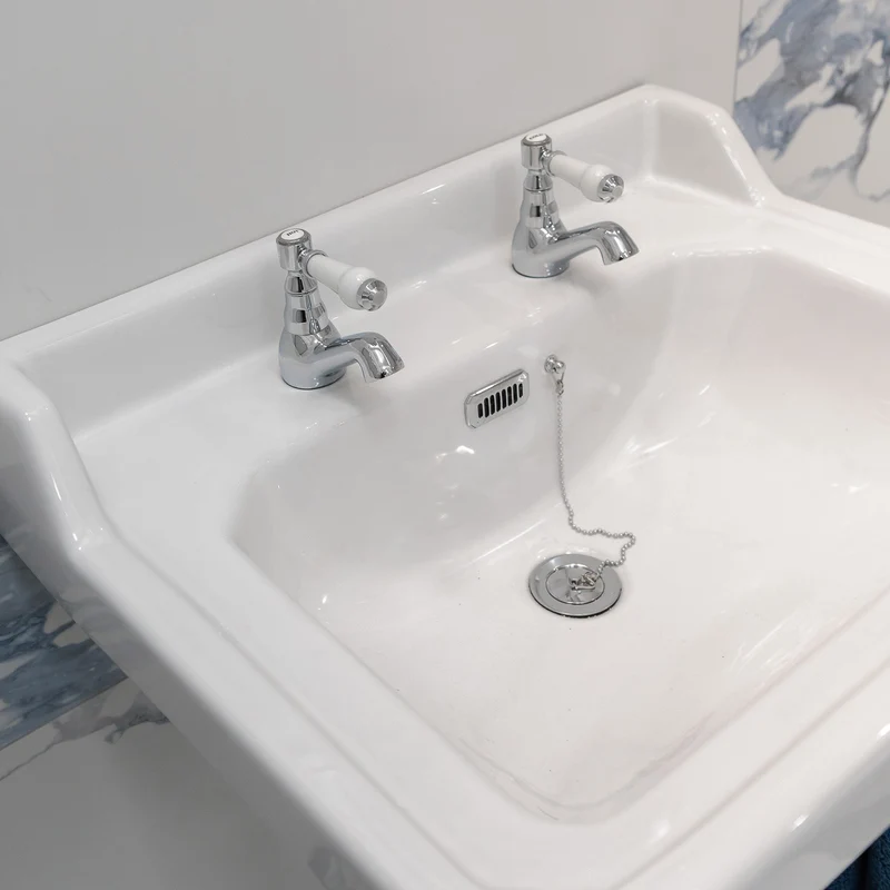 Eliseo Ricci Newbury Basin Pillar Taps - White Handles
