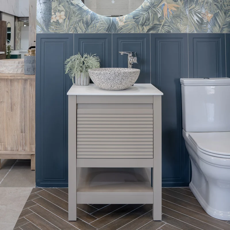 Josef Martin Roxbury 600mm Reeded Washstand & Glacier White Worktop - Sand