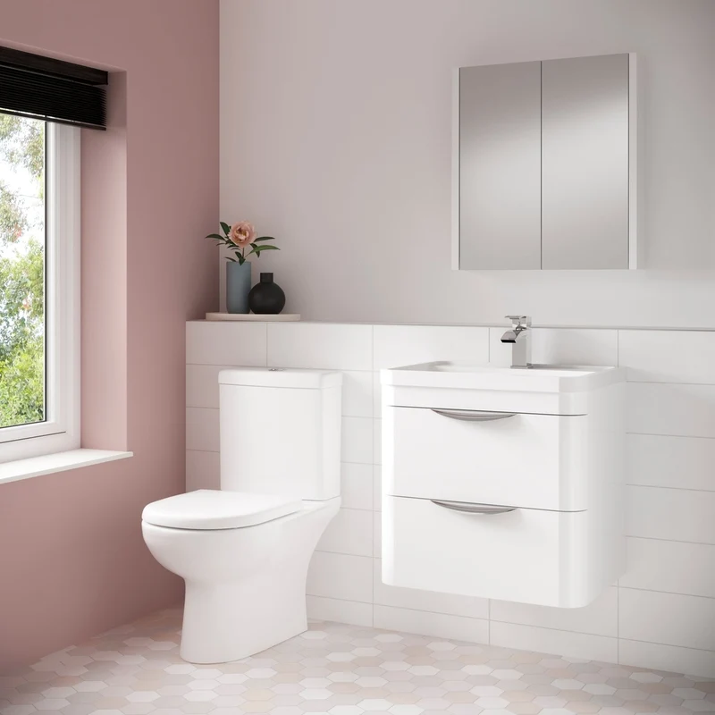 Nuie Lawton Close Coupled Wc Contemporary White Vitreous China 825x395x670mm