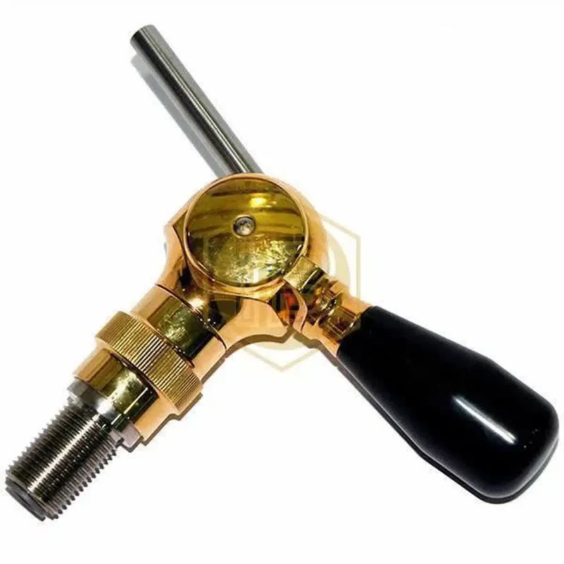 Grifo Alpha dorado con compensador