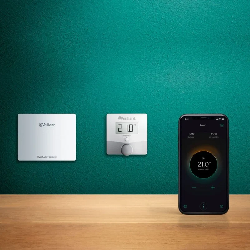 Vaillant VR940F myVaillant Connect and VRT51F sensoROOM Pure Digital Thermostat