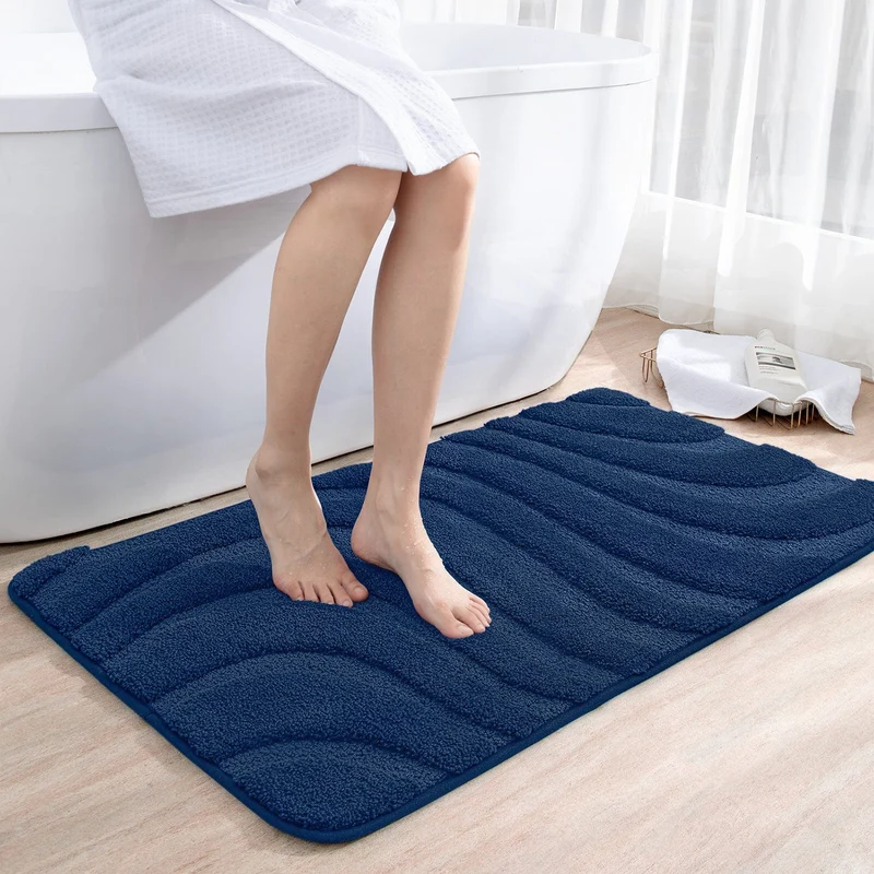 MarineWave – Zachte Blauwe Antislip Badmat | Ymonde