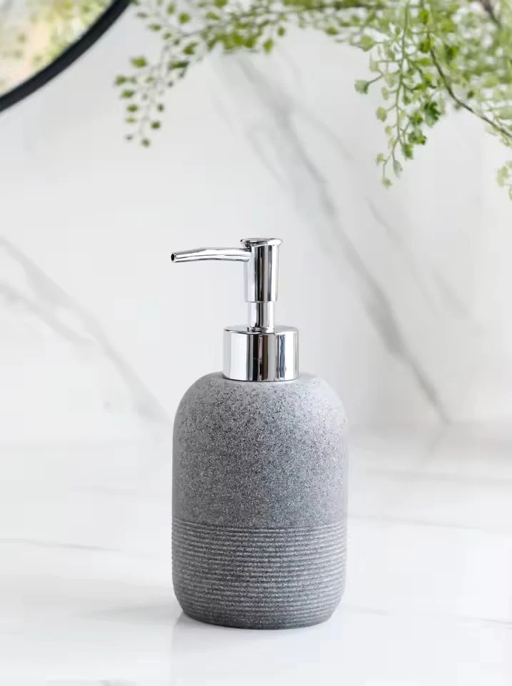 Set pour salle de bain en résine 5 pièces