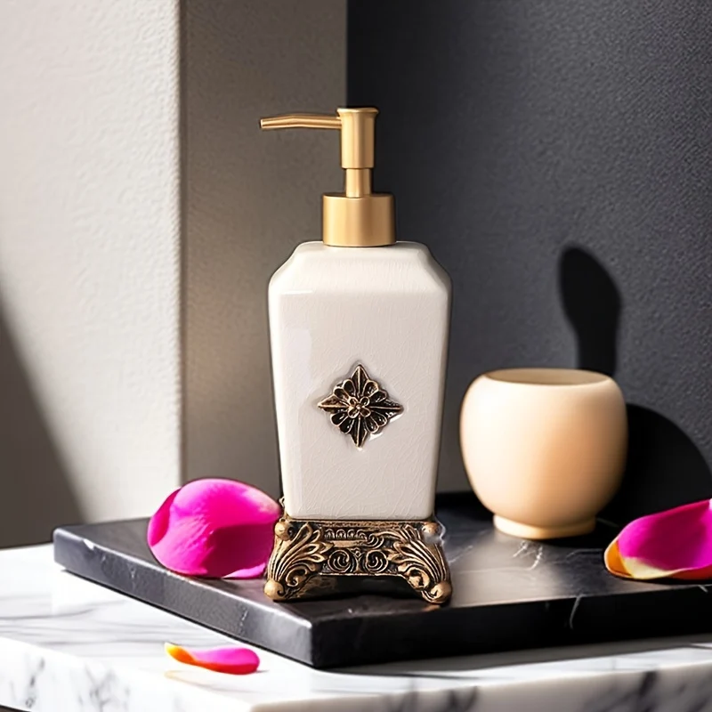 Distributeur de savon en céramique vintage