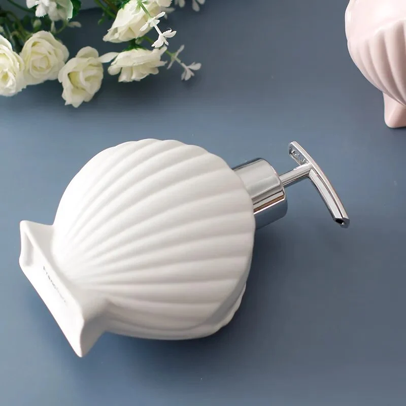 Distributeur de savon céramique coquillage