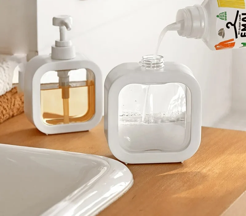 Distributeur de savon liquide design transparent